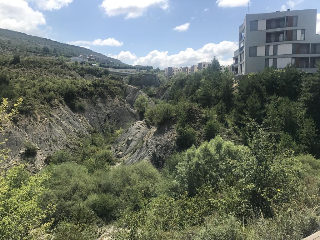 Golf Y Nieve Apartman Sabiñánigo Kültér fotó