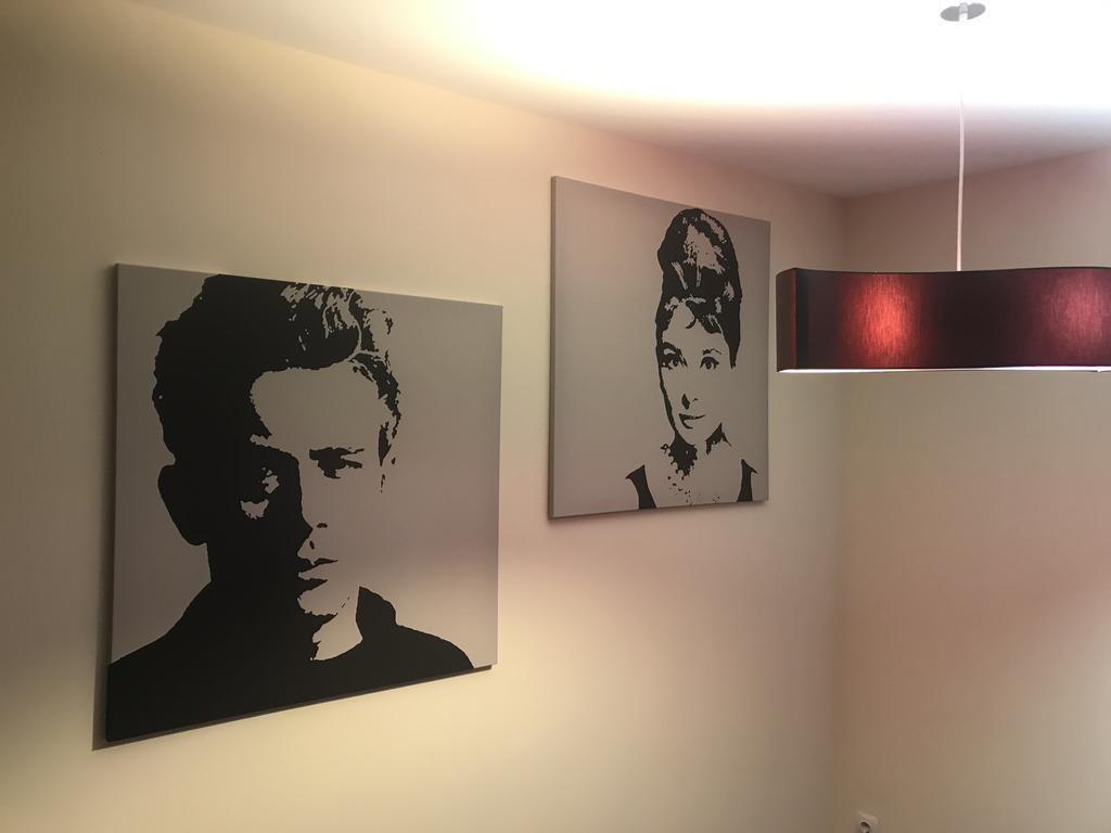 Golf Y Nieve Apartman Sabiñánigo Kültér fotó