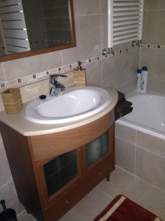 Golf Y Nieve Apartman Sabiñánigo Kültér fotó