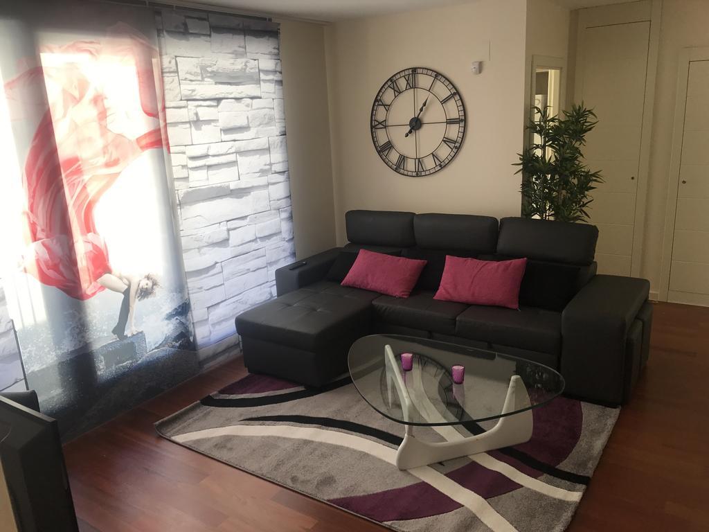 Golf Y Nieve Apartman Sabiñánigo Kültér fotó