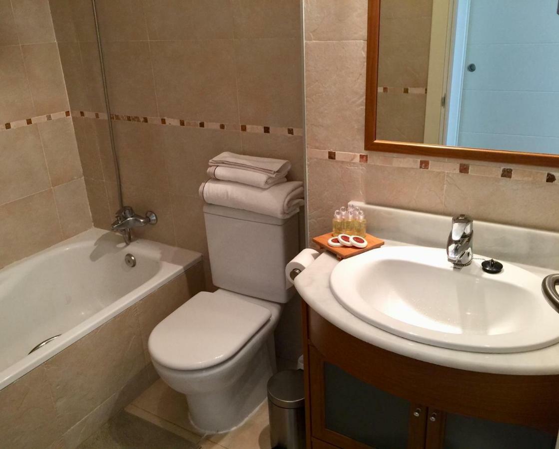 Golf Y Nieve Apartman Sabiñánigo Kültér fotó
